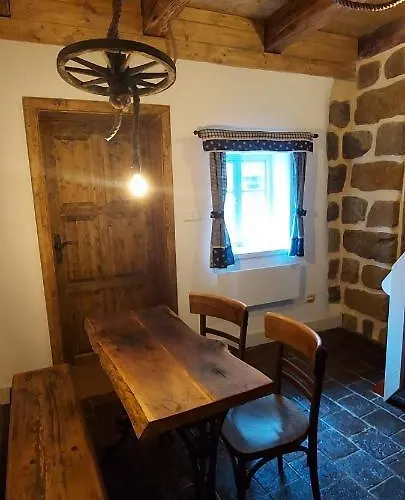 Hlucov - & Restaurace Bed & Breakfast 3*